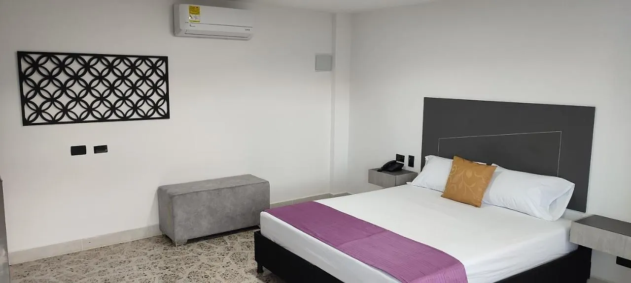 Hotel Ofix 0*, Medellín